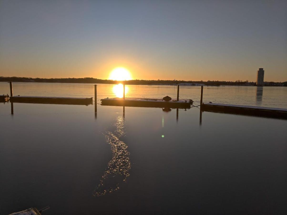 Ostsee Hausboot Ostseeblick 1 *