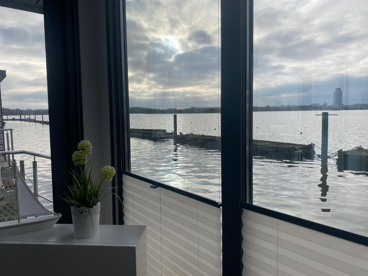 Ostsee Hausboot Ostseeblick 1 *