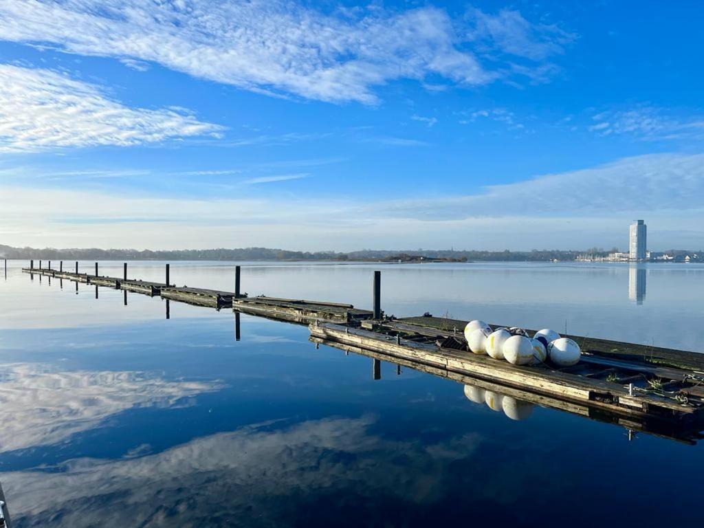 Ostsee Hausboot Ostseeblick 1 * Schleswig